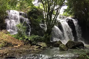 Sing Sing Angin Waterfall image