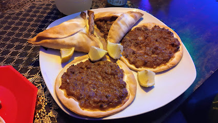 Tum Arabic Food