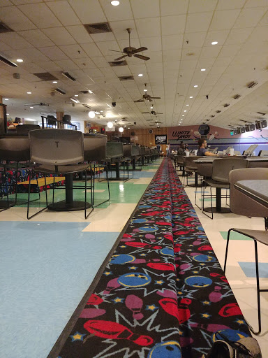 Bowling Alley «White Sands Bowling Center», reviews and photos, 653 Beal Pkwy NW, Fort Walton Beach, FL 32547, USA