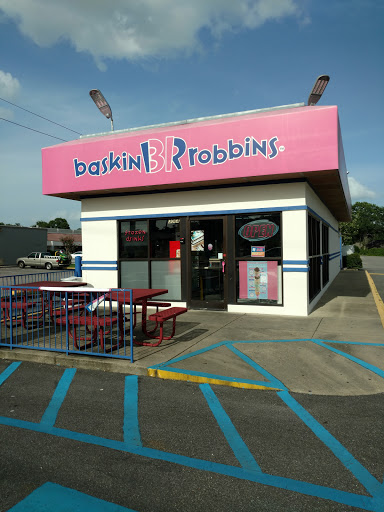 Ice Cream Shop «Baskin-Robbins», reviews and photos, 3064 Ross Clark Cir, Dothan, AL 36301, USA