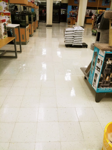 Clothing Store «Ross Dress for Less», reviews and photos, 7615 Evergreen Way, Everett, WA 98203, USA