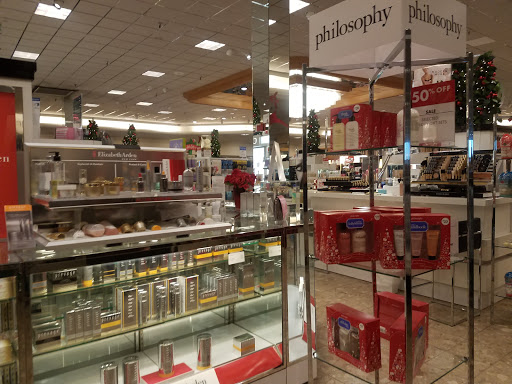 Shopping Mall «Dover Mall», reviews and photos, 1365 N Dupont Hwy, Dover, DE 19901, USA