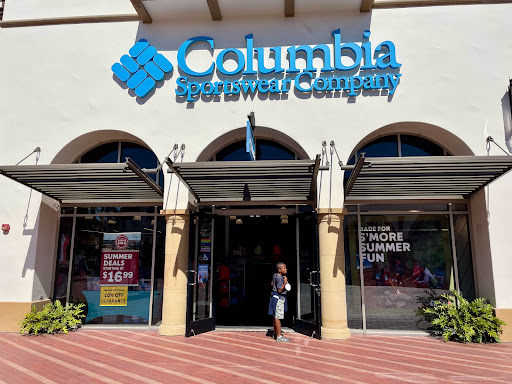 Sportswear Store «Columbia Sportswear Outlet Store», reviews and photos, 101 W Avenida Vista Hermosa #162, San Clemente, CA 92672, USA