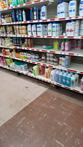 Dollar Store «FAMILY DOLLAR», reviews and photos, 1313 N Lewis Ave, Waukegan, IL 60085, USA