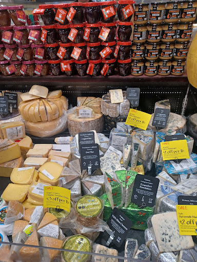 Grocery Store «Whole Foods Market», reviews and photos, 3950 24th St, San Francisco, CA 94114, USA