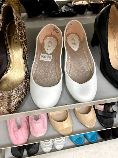 Thrift Store «Goodwill Store Manchester», reviews and photos, 2161 Hillsboro Blvd #5, Manchester, TN 37355, USA