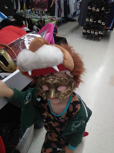 Thrift Store «Longview Goodwill», reviews and photos