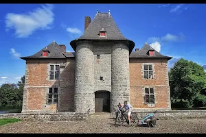 Castle of Fernelmont image