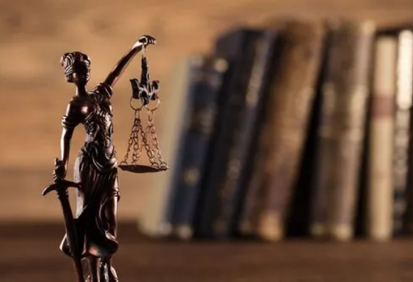 Reviews of Qualified Legal Solicitors in Newport - Attorney