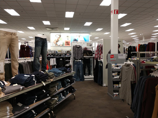 Department Store «Target», reviews and photos, 1800 W Empire Ave, Burbank, CA 91504, USA