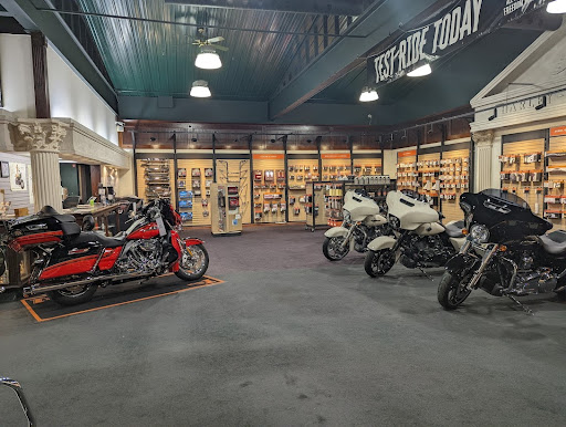 Motorcycle Dealer «Gatto Harley-Davidson», reviews and photos, 139 E 6th Ave, Tarentum, PA 15084, USA