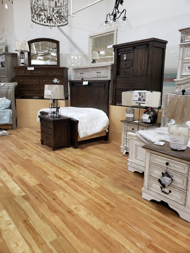 Furniture Store «Bargains and Buyouts», reviews and photos, 5150 Glencrossing Way, Cincinnati, OH 45238, USA