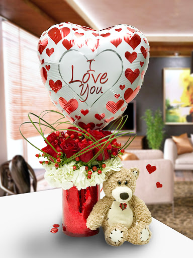 Florist «Alfa Flower Shop», reviews and photos, 7001 W North Ave, Wauwatosa, WI 53213, USA