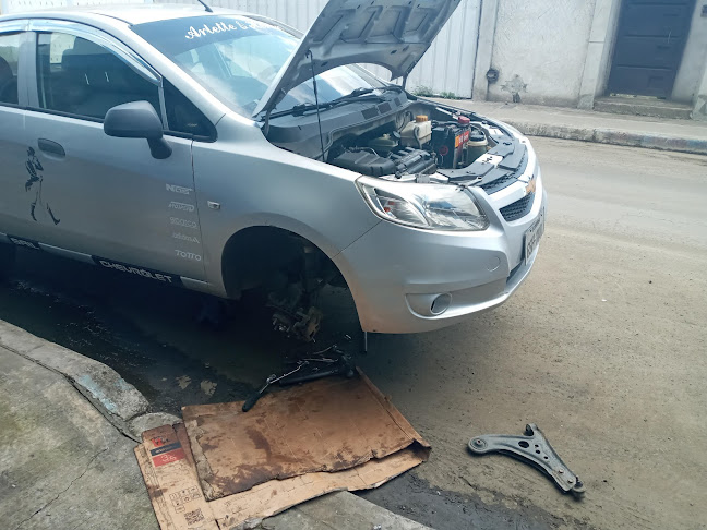 Opiniones de Servicentro Automotriz BAQUE en Manta - Taller de reparación de automóviles