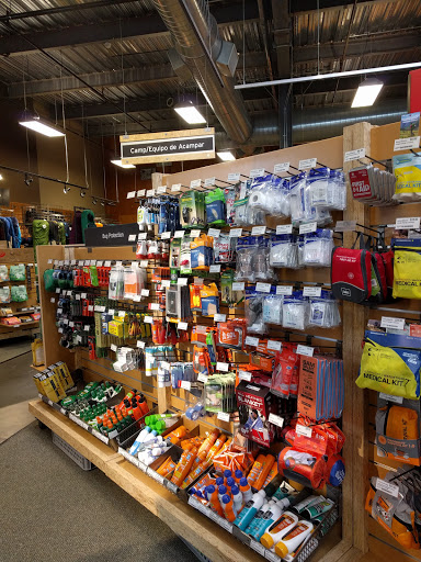 Camping Store «REI», reviews and photos, 22 Chapel View Blvd, Cranston, RI 02920, USA