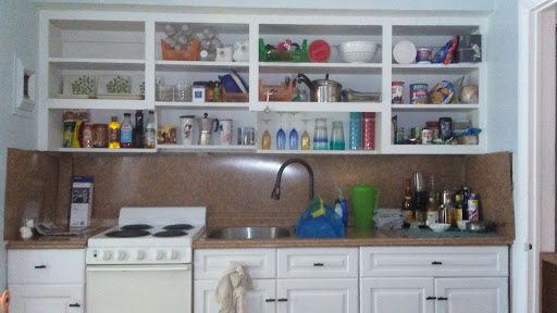 Thrift Store «Out of the Closet Thrift Store», reviews and photos, 2097 Wilton Dr, Wilton Manors, FL 33305, USA