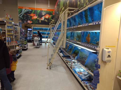 Pet Supply Store «PetSmart», reviews and photos, 4810 1st Ave NE, Cedar Rapids, IA 52402, USA