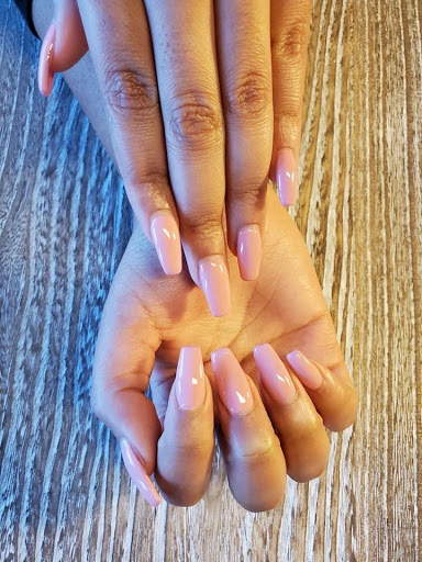 Hair Care «Don Franco Salons: Hair Company», reviews and photos, 2381 Hill Rd, Grand Blanc, MI 48439, USA