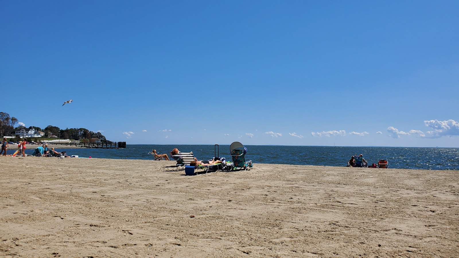 Gulf Beach'in fotoğrafı küçük koy ile birlikte