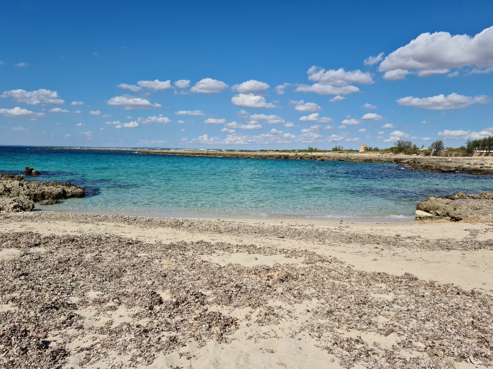 Foto di Spiaggia del Frascone II con parzialmente pulito livello di pulizia