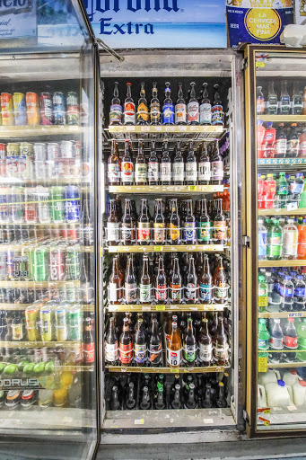 Liquor Store «Lil Stop Food & Liquor», reviews and photos, 1000 Lincoln Rd # M, Yuba City, CA 95991, USA