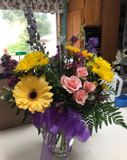 Florist «Poseyland Florist», reviews and photos, 410 NE 2nd St, McMinnville, OR 97128, USA