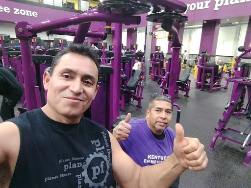 Gym «Planet Fitness», reviews and photos, 125 E Lowry Ln, Lexington, KY 40503, USA