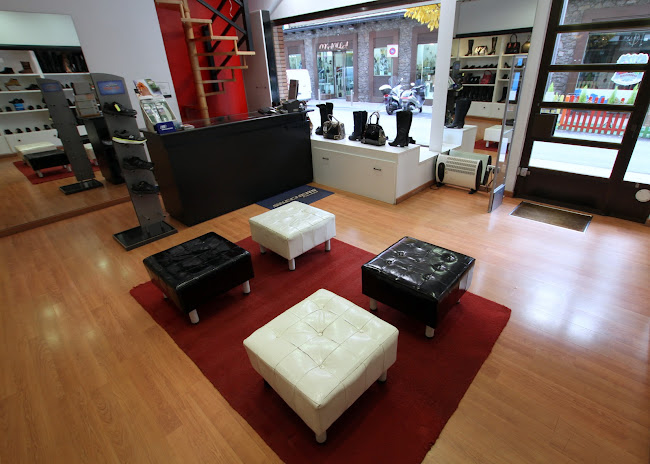 Av. Príncep Benlloch, 12, AD500 Andorra la Vella