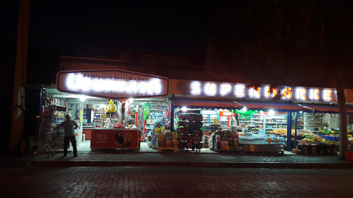 Makri Alışveriş Merkezi