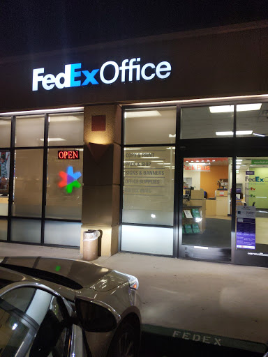 Print Shop «FedEx Office Print & Ship Center», reviews and photos, 5645 E La Palma Ave Suite 165, Anaheim, CA 92807, USA