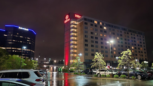 Hotel «Hilton Minneapolis/Bloomington», reviews and photos, 3900 American Blvd W, Bloomington, MN 55437, USA