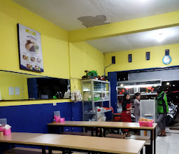 Nasi Gambreng Bu Esti Cab. Srengsem Panjang ( depan hanjung ) photo