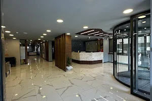 AltuniDent Diş Hastanesi image
