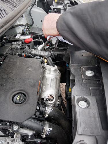 Reviews of Donnelly Volkswagen Car & Van Service & Repairs Centre Dungannon in Dungannon - Auto repair shop