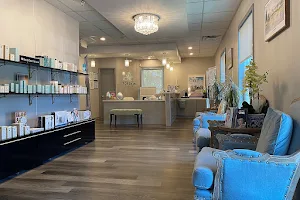 TOPSKIN CLINIC - Med Spa Duluth image