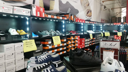 Shoe Store «Footsies Shoe Warehouse», reviews and photos, 1077 Baker St, Costa Mesa, CA 92626, USA