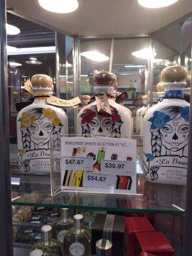 Liquor Store «67 Wine & Spirits Inc», reviews and photos, 5479 N Federal Hwy, Fort Lauderdale, FL 33308, USA