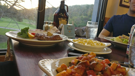 Resort «The Shawnee Inn and Golf Resort», reviews and photos, 100 Shawnee Inn Dr, Shawnee on Delaware, PA 18356, USA