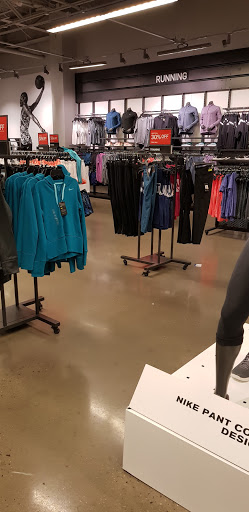 Clothing Store «Nike Factory Store», reviews and photos, 651 Kapkowski Rd #150, Elizabeth, NJ 07201, USA