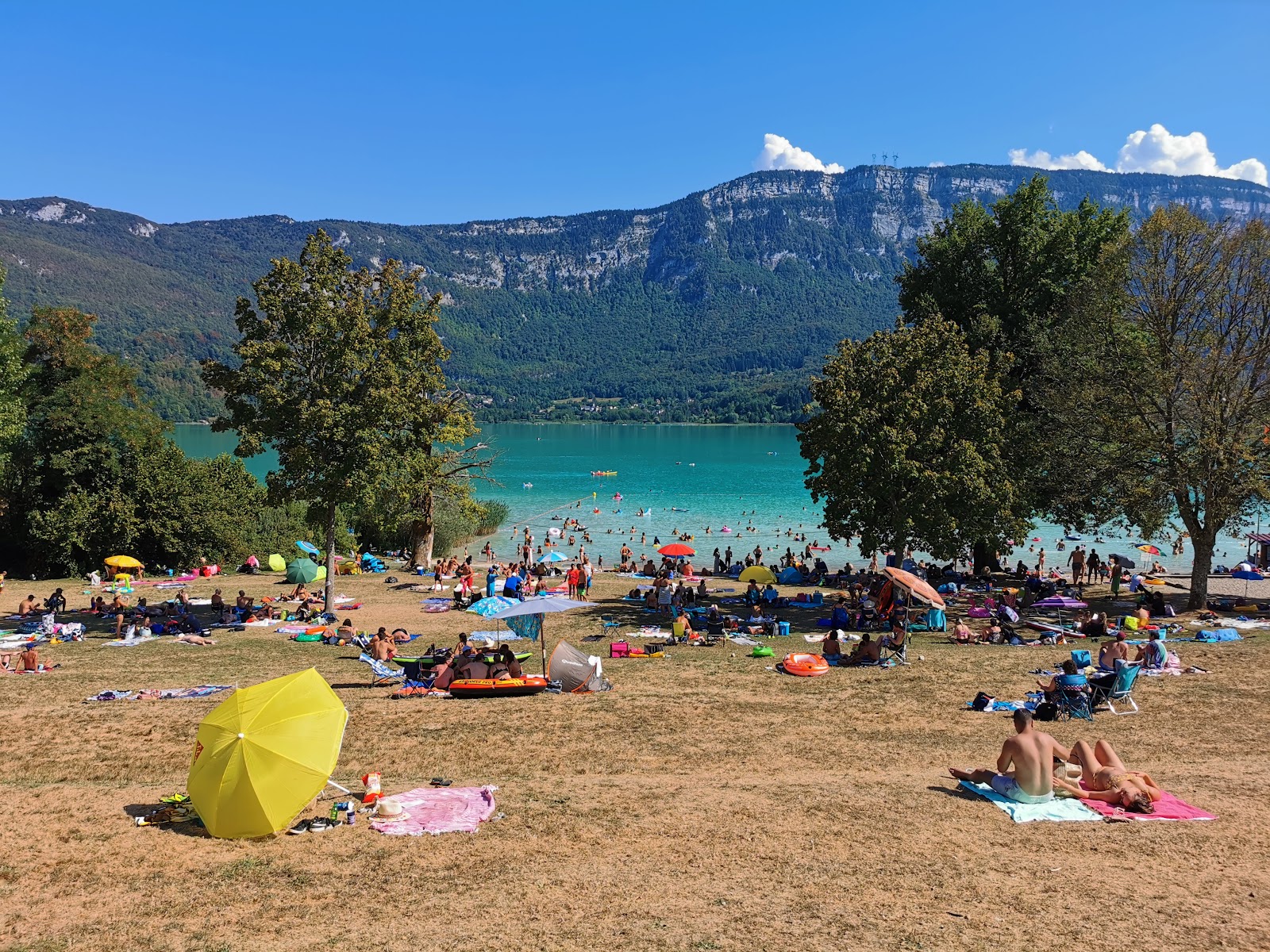 Photo de Plage Du Sougey zone des équipements