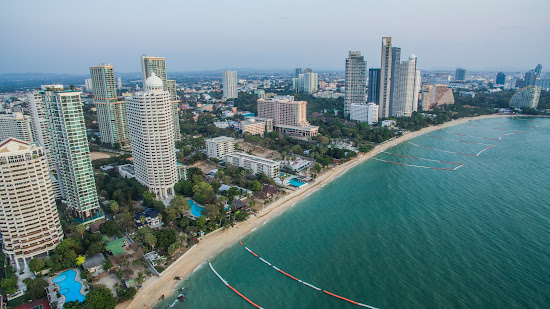 Wongamat beach