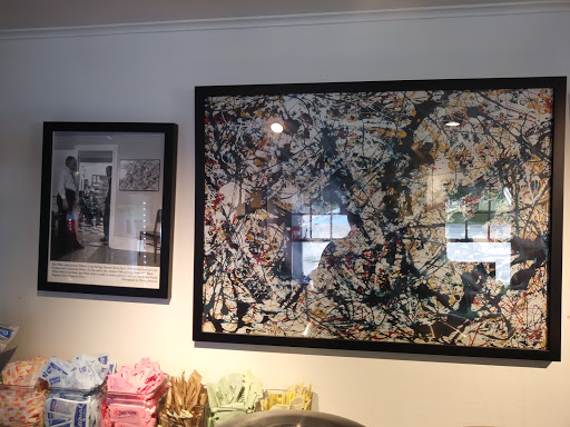 Variety Store «Springs General Store», reviews and photos, 29 Old Stone Hwy, East Hampton, NY 11937, USA