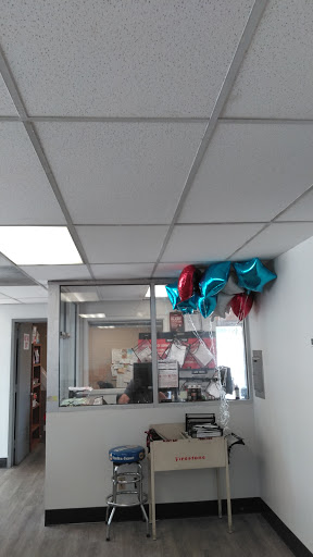 Tire Shop «Firestone Complete Auto Care», reviews and photos, 401 E Broadway, Louisville, KY 40202, USA