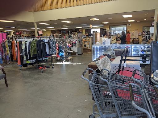 Thrift Store «Humane Society Thrift Store», reviews and photos, 61220 S Hwy 97, Bend, OR 97702, USA