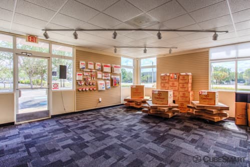 Self-Storage Facility «CubeSmart Self Storage», reviews and photos, 13271 Metro Pkwy, Fort Myers, FL 33966, USA