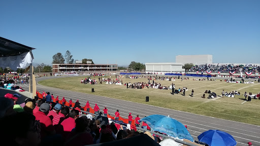 Estadio Centro Escolar Del Lago