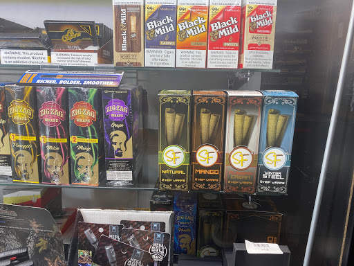 Tobacco Shop «Smoker Friendly», reviews and photos, 281 E 29th St F, Loveland, CO 80538, USA