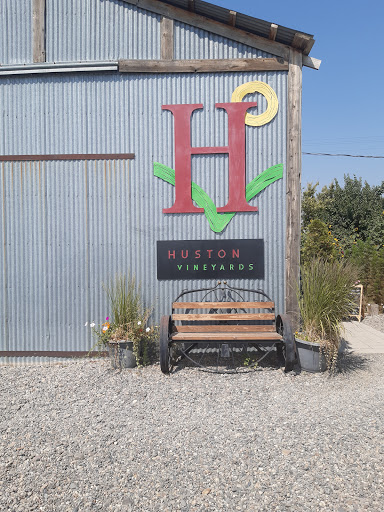 Winery «Huston Vineyards», reviews and photos, 16473 Chicken Dinner Rd, Caldwell, ID 83607, USA