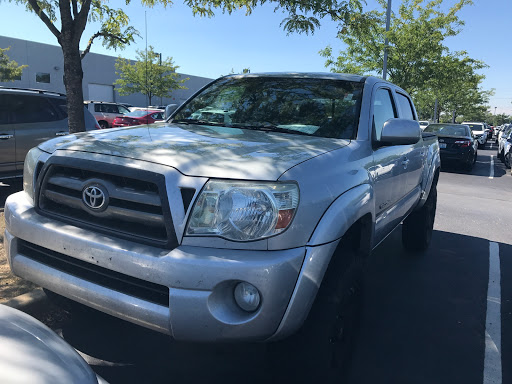 Ford Dealer «Oxmoor Auto Group», reviews and photos, 8001 Shelbyville Rd, Louisville, KY 40222, USA