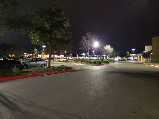 Clothing Store «Ross Dress for Less», reviews and photos, 201 University Oaks Blvd, Round Rock, TX 78664, USA